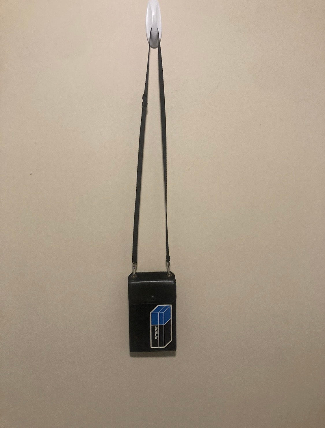 Prada Barney New York 2018 exclusive saffiano card/phone case