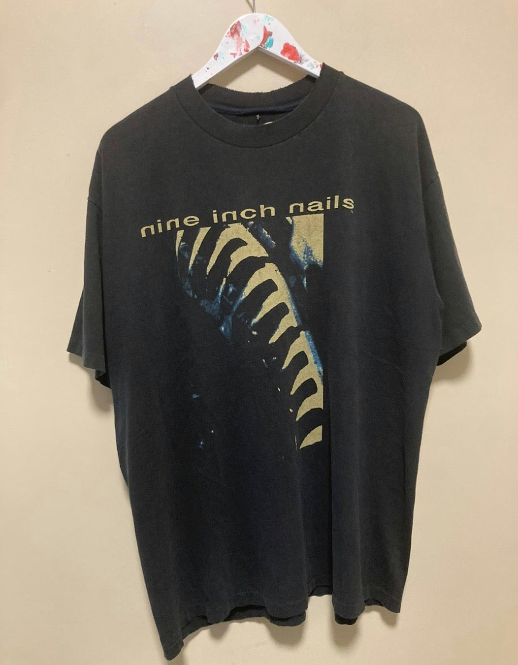 Gallery dept 1 of 1 Nine inch nails 1994 vintage tee