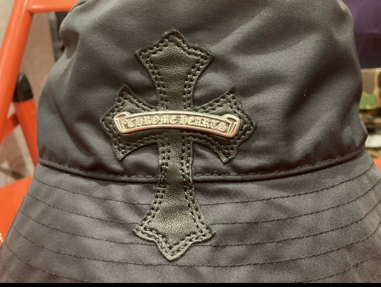 Chrome hearts chum cross patch bucket hat