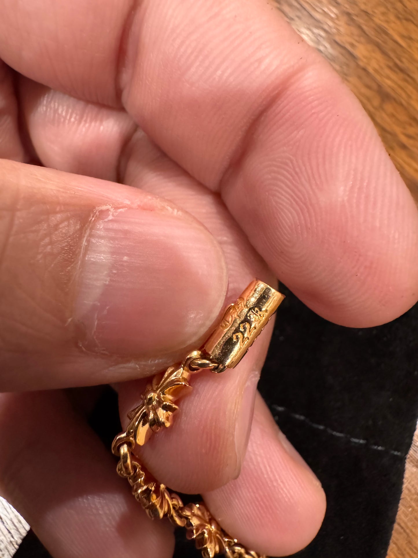 Chrome hearts tiny E 18K gold bracelet 11 link size 6.75inches